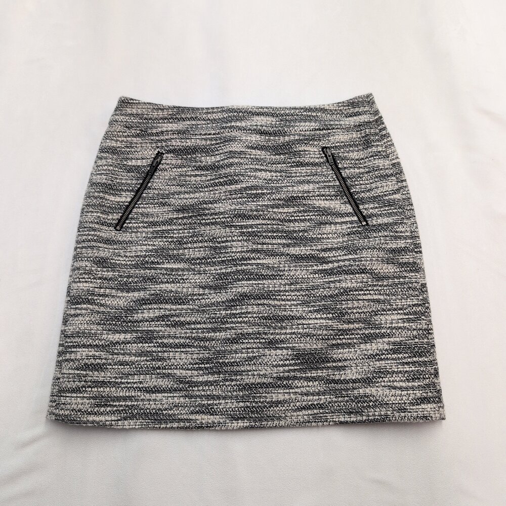 LOFT Gray Textured Midi Skirt Size 4 - Zip Pocket Detail - Picture 2 of 9